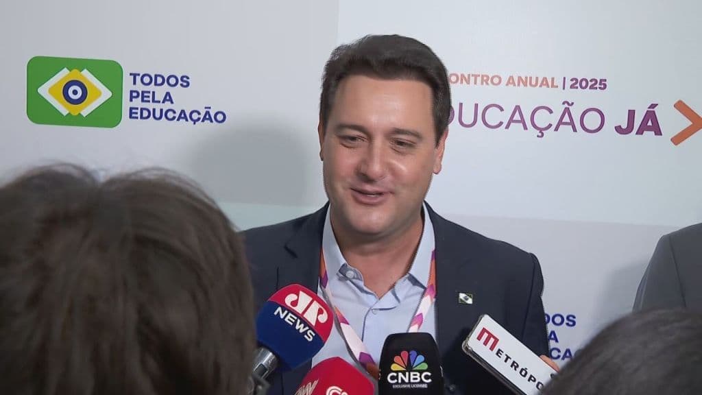 Ratinho Júnior comenta sobre possível candidatura em 2026