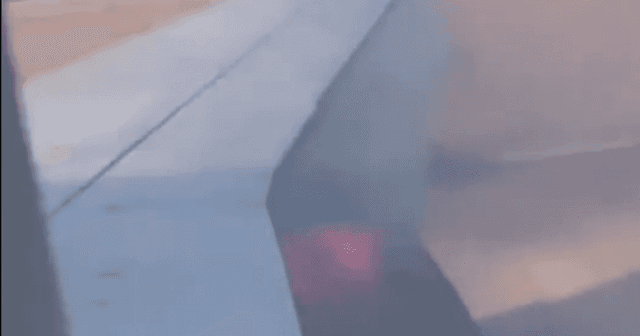 Avião da United Airlines pega fogo em Houston