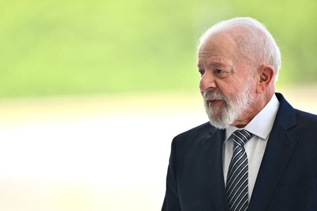 Governo planeja reduzir imposto de importação do etanol