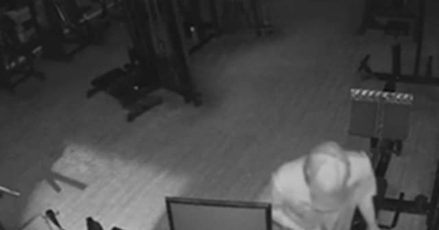 Homem Furta Equipamento em Academia Próxima a Delegacia