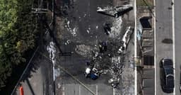 Avião colide com ônibus e motorista salva passageiros