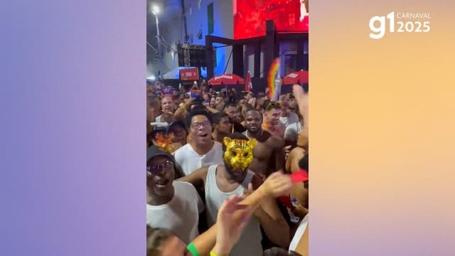 Lázaro Ramos se diverte no Carnaval de Salvador