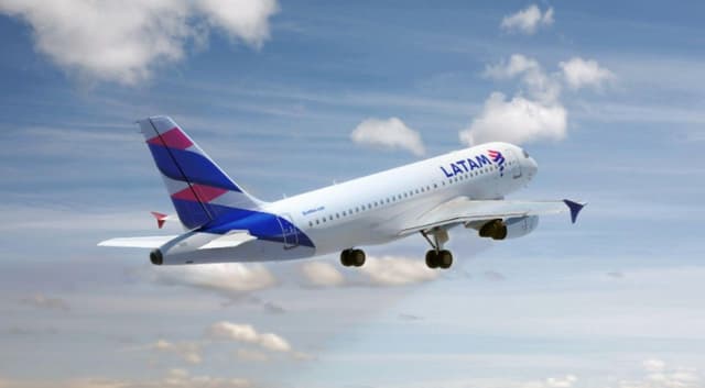 Heathrow Fechado: Incêndio Afeta Voos Brasileiros e Globais