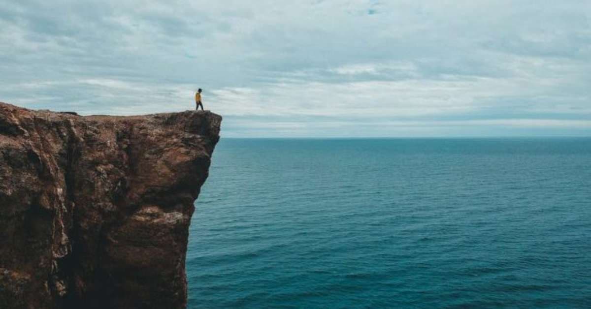 Falésias brasileiras encantam pela beleza e perigos