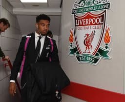 Jordan Ibe é contratado por clube da sétima divisão inglesa