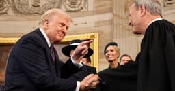 Tensão entre Trump e Roberts afeta Judiciário dos EUA