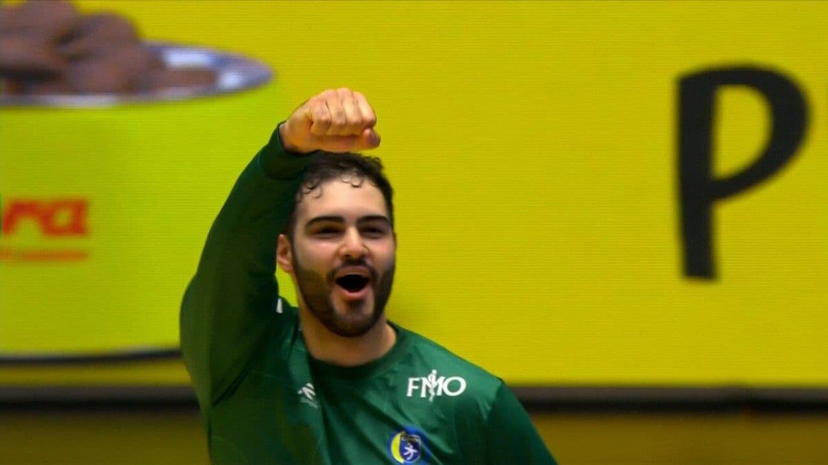 Rangel brilha no Mundial de handebol e se destaca