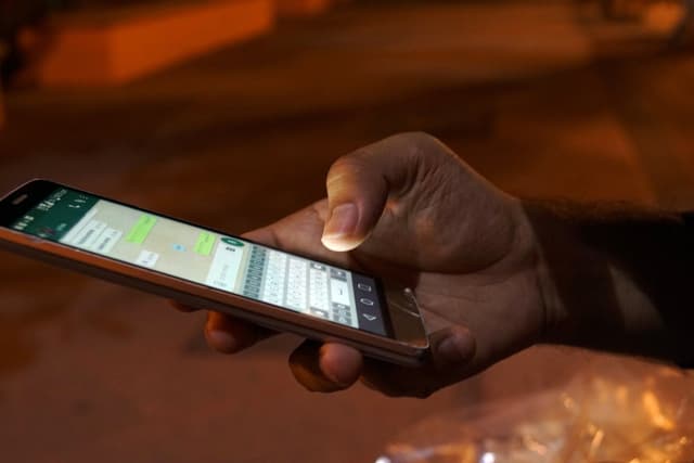 Impacto das redes sociais na solidão e dicas práticas