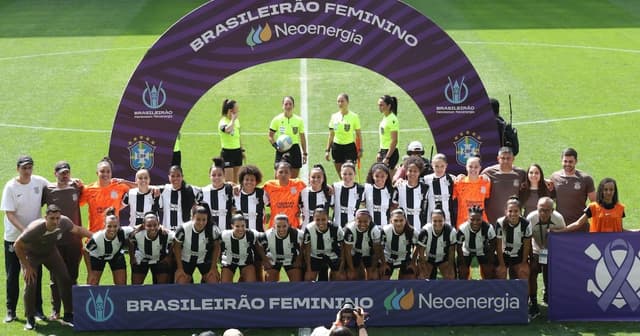 Brasileirão Feminino 2025: Disputa Acirrada Pelo Título