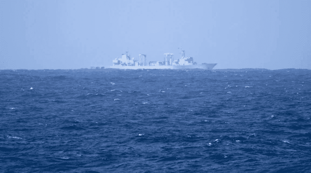 Navios de guerra chineses geram preocupação em aliados dos EUA