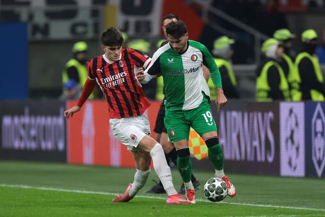 Milan é eliminado da Champions League; resultados dos playoffs