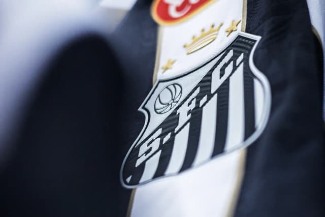 Últimas notícias do Santos: Saída de jogador e recado de Caixinha