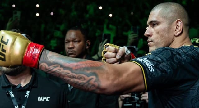 Dominick Reyes compara técnica de Poatan a armadilha mortal