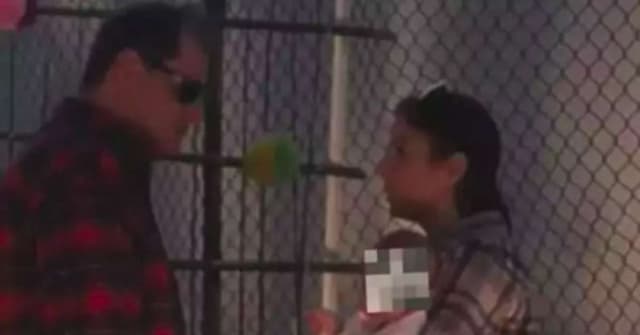 Suzane von Richthofen é vista com filho em evento