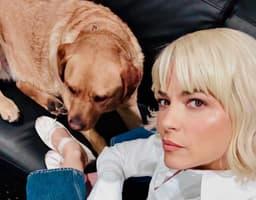 Saúde de Selma Blair e seu fiel cão Scout