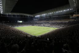 Corinthians enfrenta Barcelona-EQU pela Libertadores