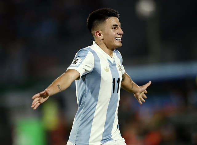 Argentina Vence Uruguai com Gol de Almada