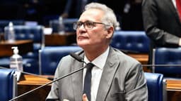 Renan Calheiros propõe corte de subsídios para ajuste fiscal