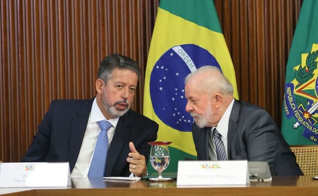 Desafios de Lula na articulação política com Lira