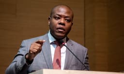 Silvio Almeida depõe à Polícia Federal sobre denúncias