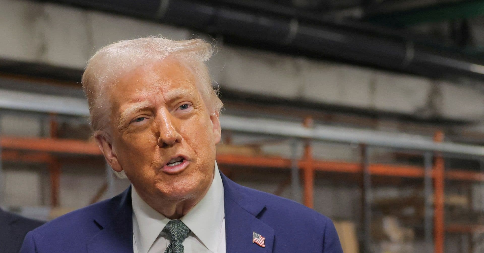 Trump Promove Acesso a Registros com Nova Ordem