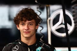 Andrea Kimi Antonelli na F1 com número 12 em homenagem a Senna