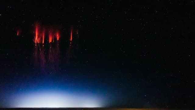 Astronauta da NASA registra fenômeno atmosférico raro