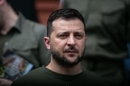 Ucrânia e EUA prontos para acordo sobre minerais raros