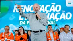 Lula critica privatização da BR Distribuidora e Petrobras