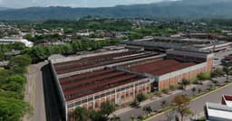 Paquetá encerra produção por dívidas trabalhistas