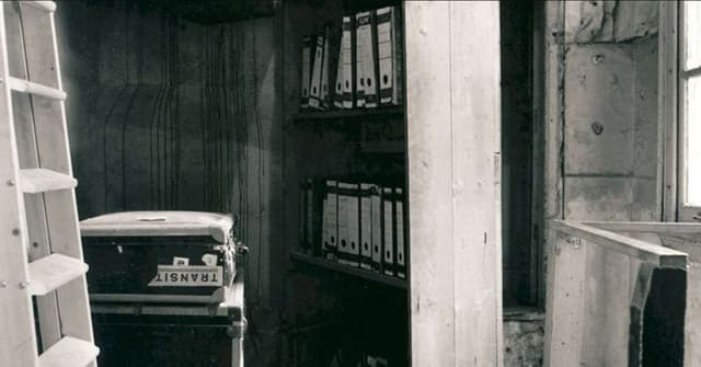 Explorando Passagens Secretas da História