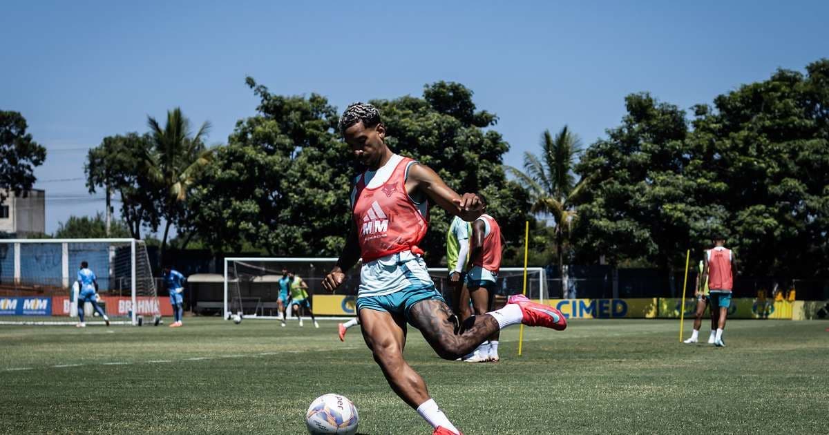 Matheus Pereira deve decidir futuro até esta quinta