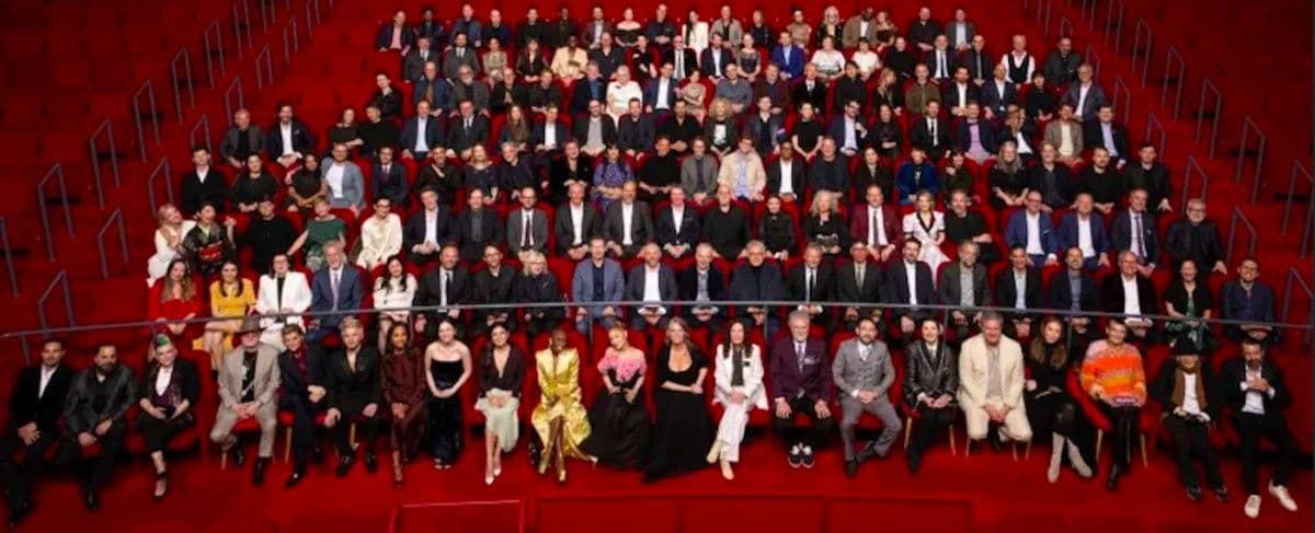 Detalhes da Foto Clássica dos Indicados ao Oscar 2025