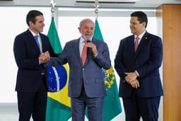 Governo busca aliança com nova cúpula do Congresso