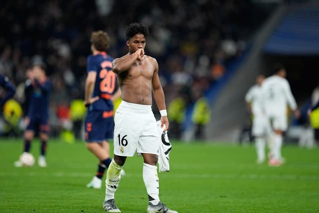 Endrick Recebe Propostas, Mas Real Madrid Rejeita Ofertas