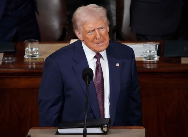 Trump faz ameaças a habitantes de Gaza para libertação de reféns