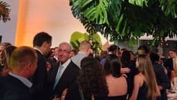 Festa de Hugo Motta une políticos de diferentes espectros