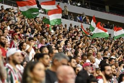 Fluminense vence Vasco em clássico emocionante no DF