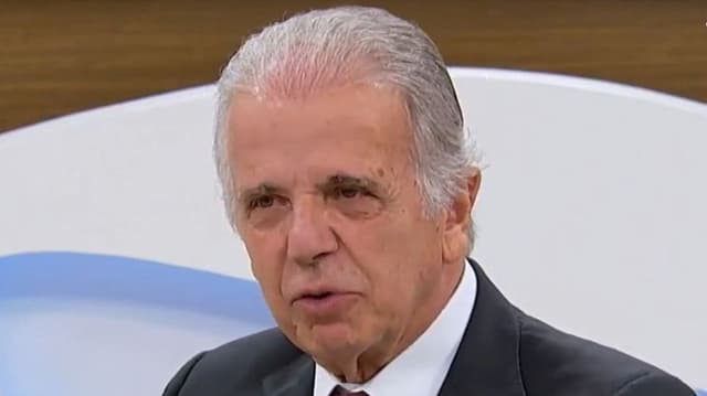 Ministro da Defesa revela pedido de Lula para permanecer