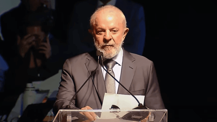 Lula Compara Tentativa de Golpe de 2022 à Ditadura Militar