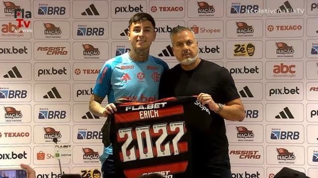Flamengo renova contrato de Erick Pulgar até 2027