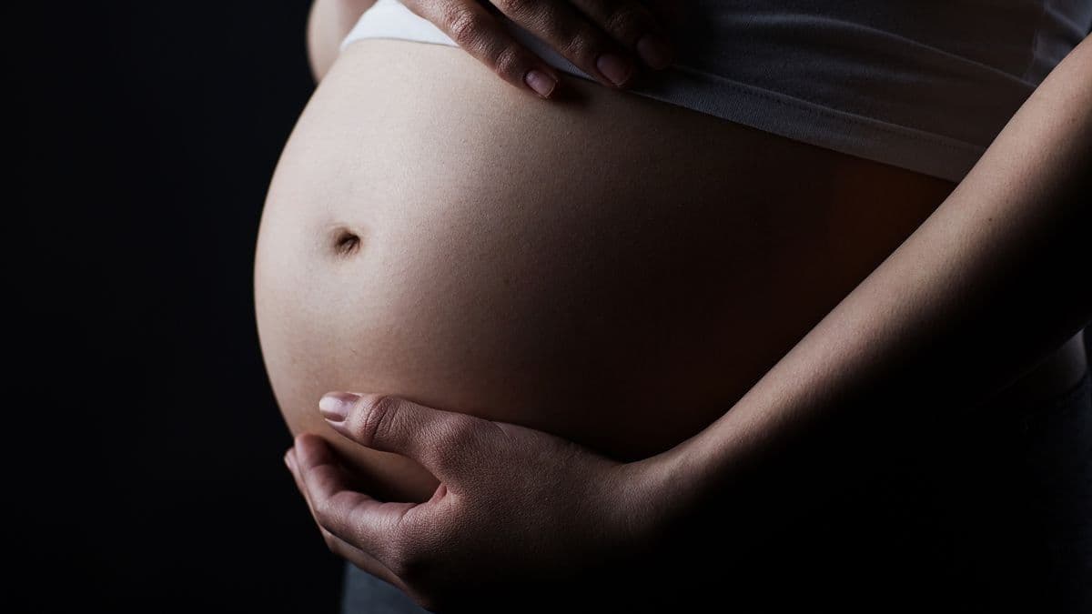 Música clássica melhora desenvolvimento fetal, revela estudo