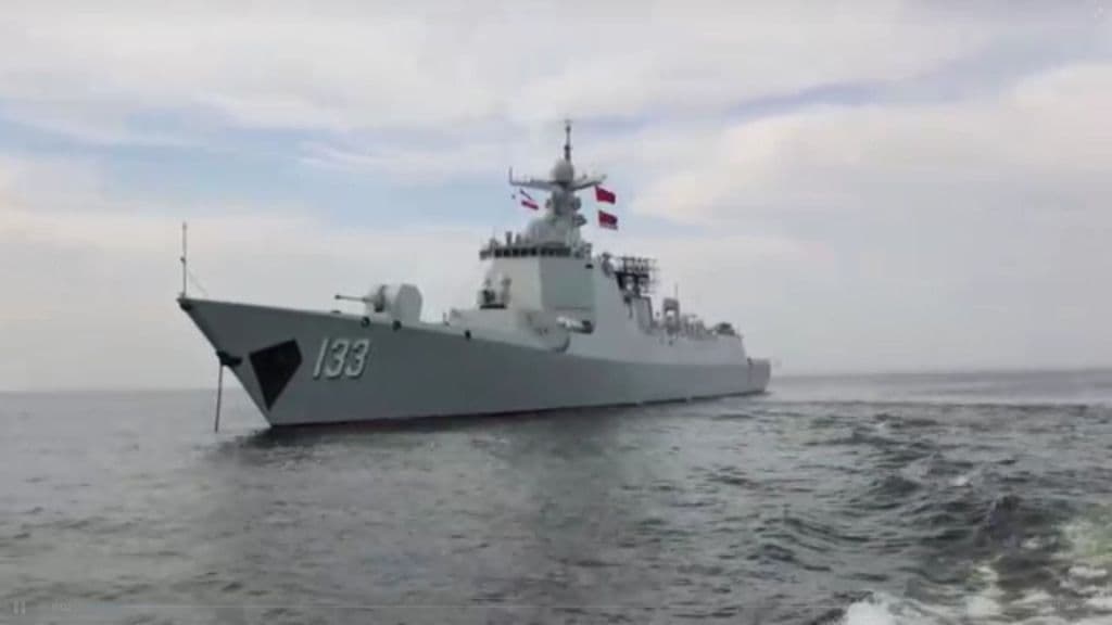 Irã, China e Rússia realizam manobras navais no Golfo