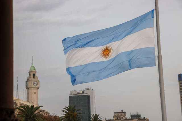 Inflação na Argentina atinge menor nível em cinco anos