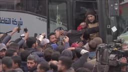 Israel libera 183 prisioneiros palestinos em cessar-fogo