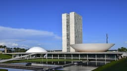 Governo promete portaria sobre emendas em 15 dias