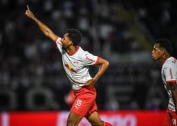 Bragantino vence São Paulo com gol de Matheus Fernandes