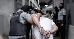 Trump Utiliza Lei Antiga para Acelerar Deportações