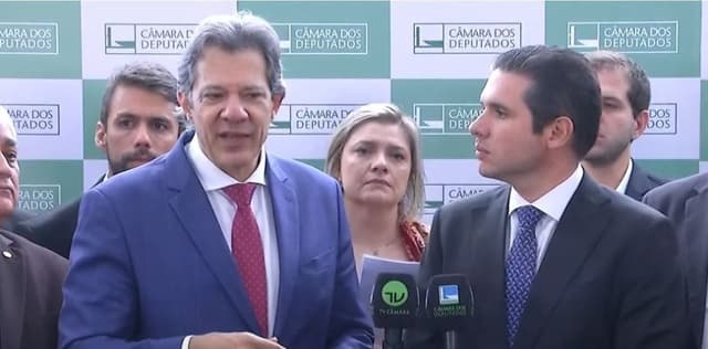 Haddad fala sobre plano de Imposto de Renda e Congresso