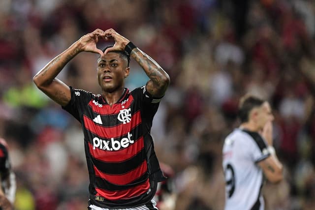 Bruno Henrique lidera artilharia no clássico Flamengo x Vasco